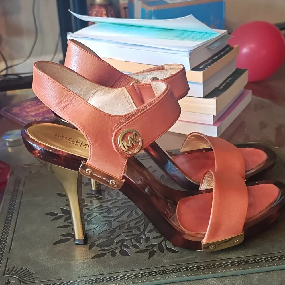 Michael Kors summer sandal heels. Size 9. Camel leather with brass accents. - Picture 1 of 3